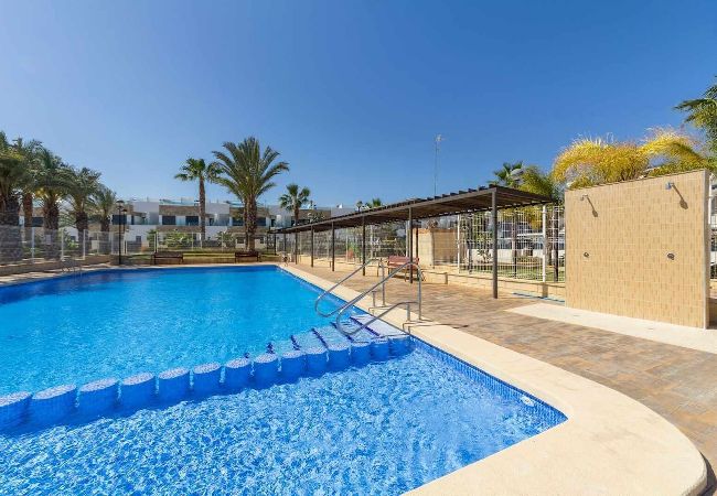 Bungalow en Orihuela Costa - nava22b